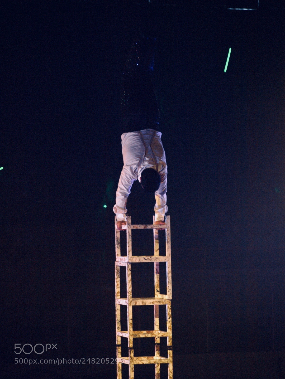 Olympus E-520 (EVOLT E-520) sample photo. Cirque estival halifax performance photography