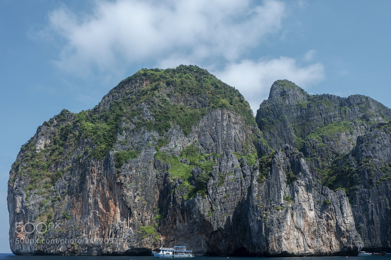 Fujifilm X-A3 sample photo. Koh phi phi, thailand photography