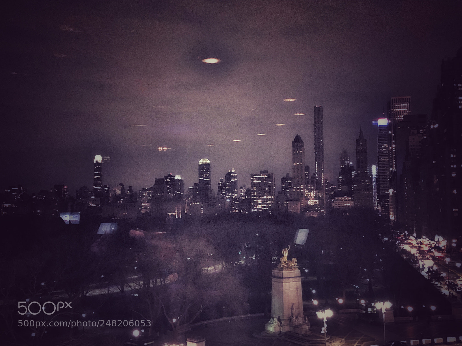Apple iPhone X sample photo. The wiles of gotham photography