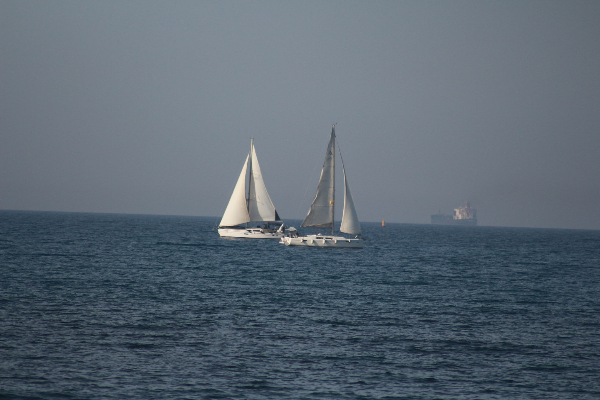 Canon EOS 700D (EOS Rebel T5i / EOS Kiss X7i) + Tamron AF 70-300mm F4-5.6 Di LD Macro sample photo. Come sail your ships photography