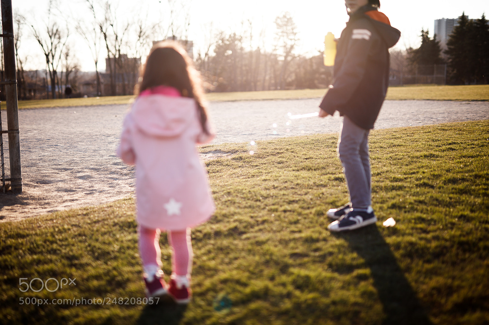 Canon EOS 5DS R sample photo. Blowing bubbles in the photography