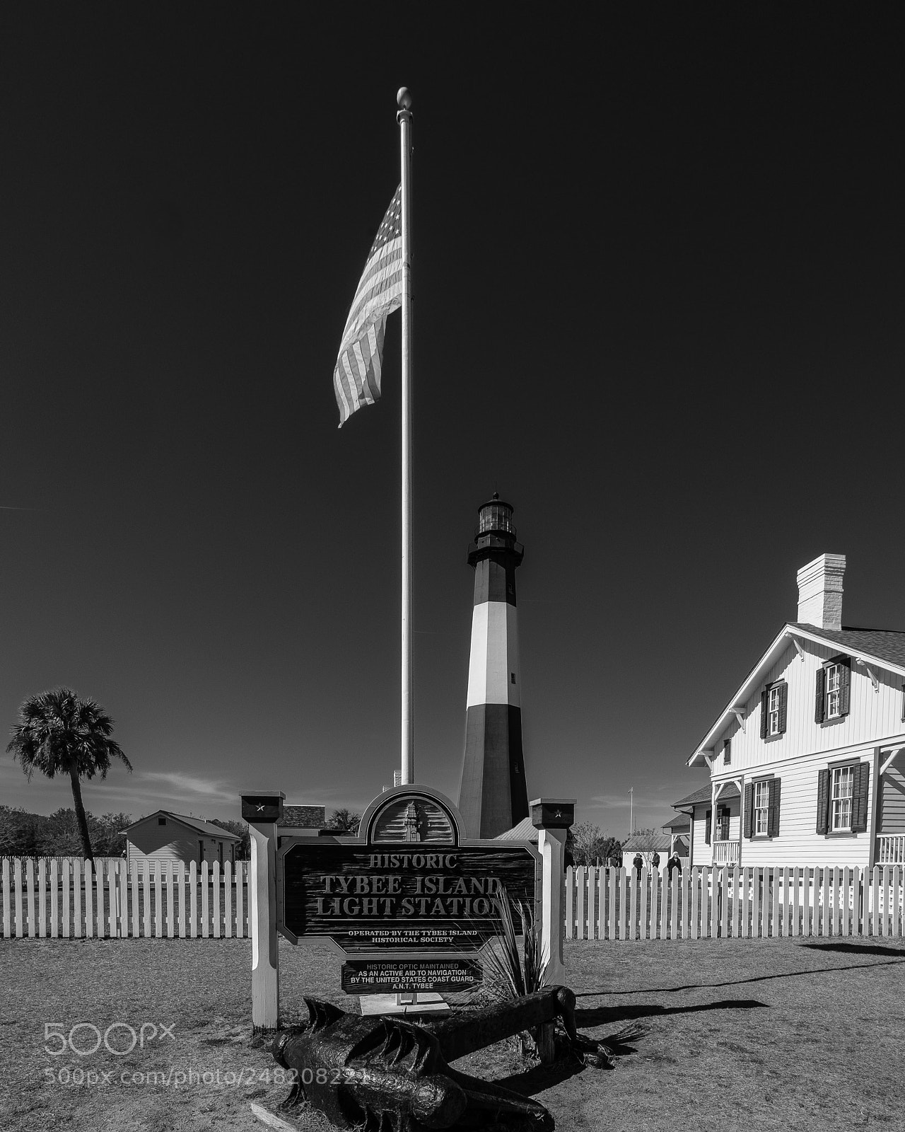 Fujifilm X-T2 sample photo. Light station photography