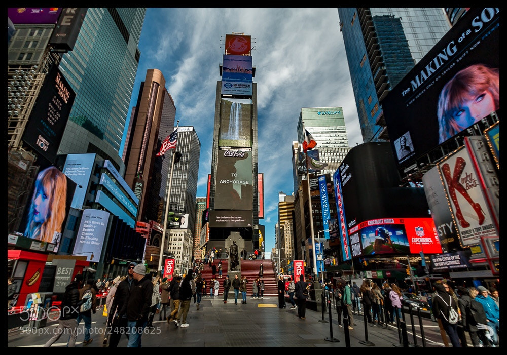Canon EOS 70D sample photo. Times square ?? photography