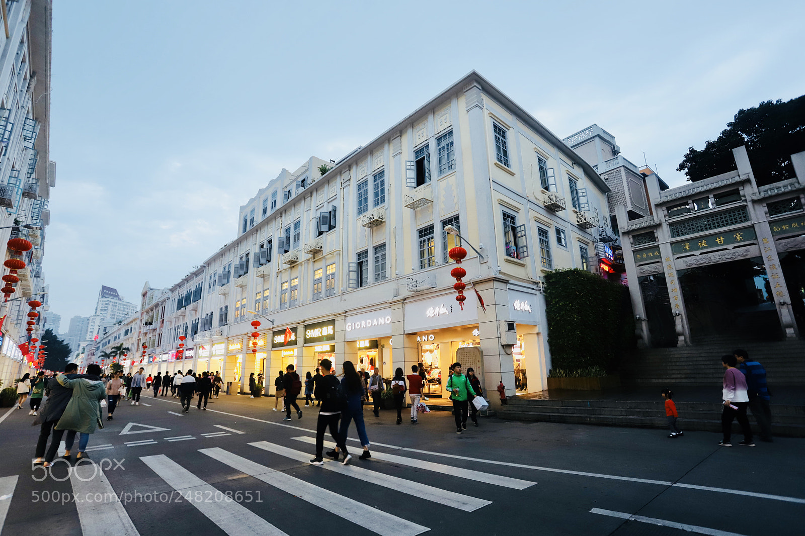 Canon EOS 6D Mark II sample photo. 厦门中山路 photography