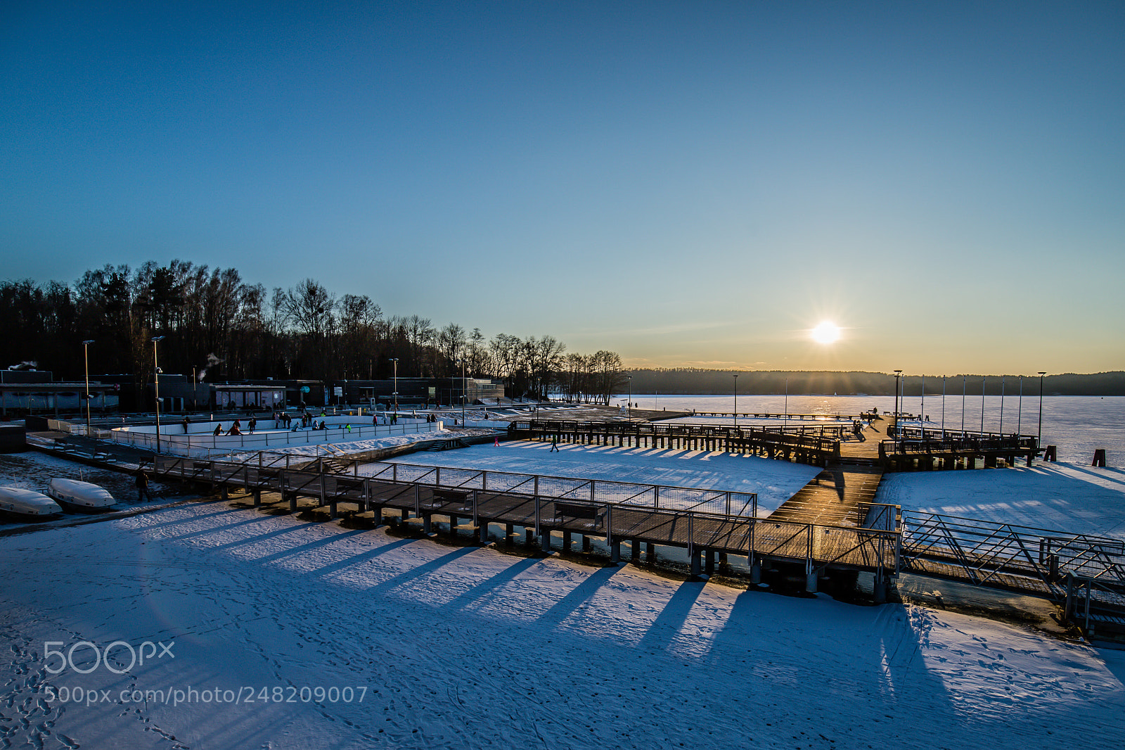 Canon EOS 6D Mark II sample photo. Frozen lake photography