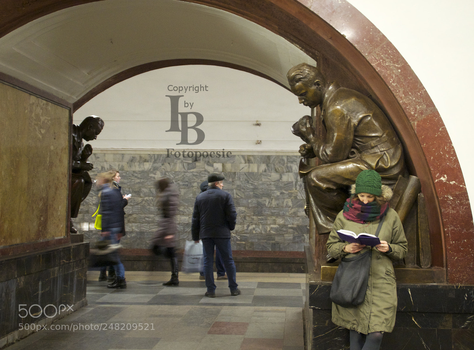 Sony Alpha DSLR-A450 sample photo. Moscow metro photography