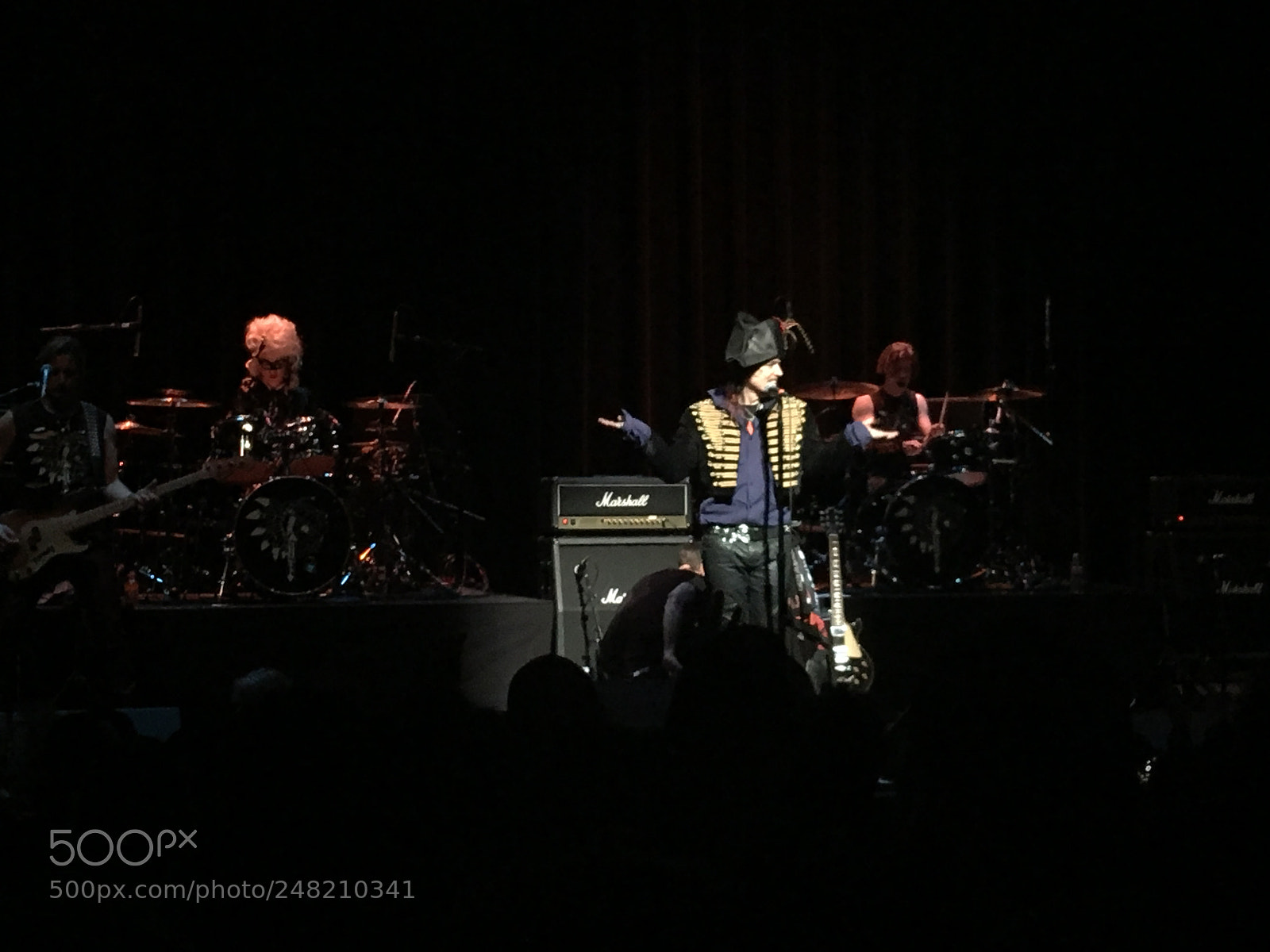 Apple iPhone 6s Plus sample photo. Adam ant concert photography