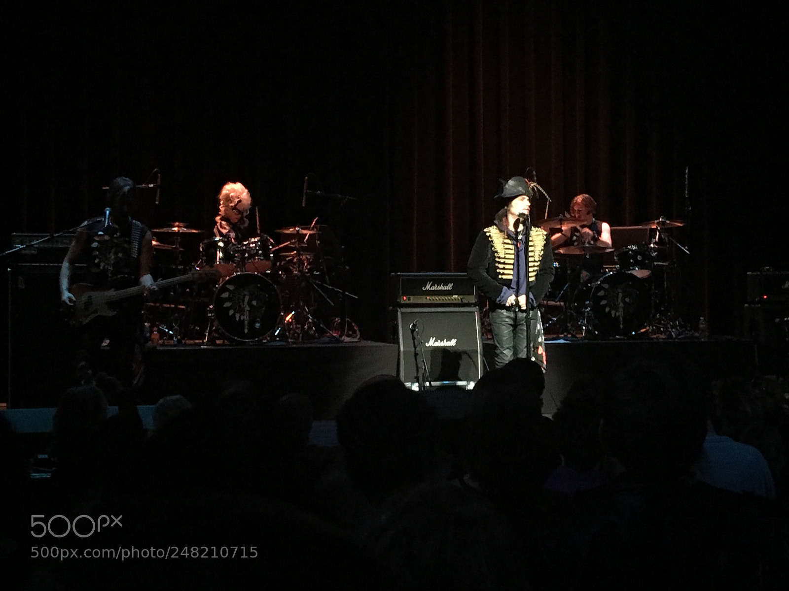 Apple iPhone 6s Plus sample photo. Adam ant concert photography