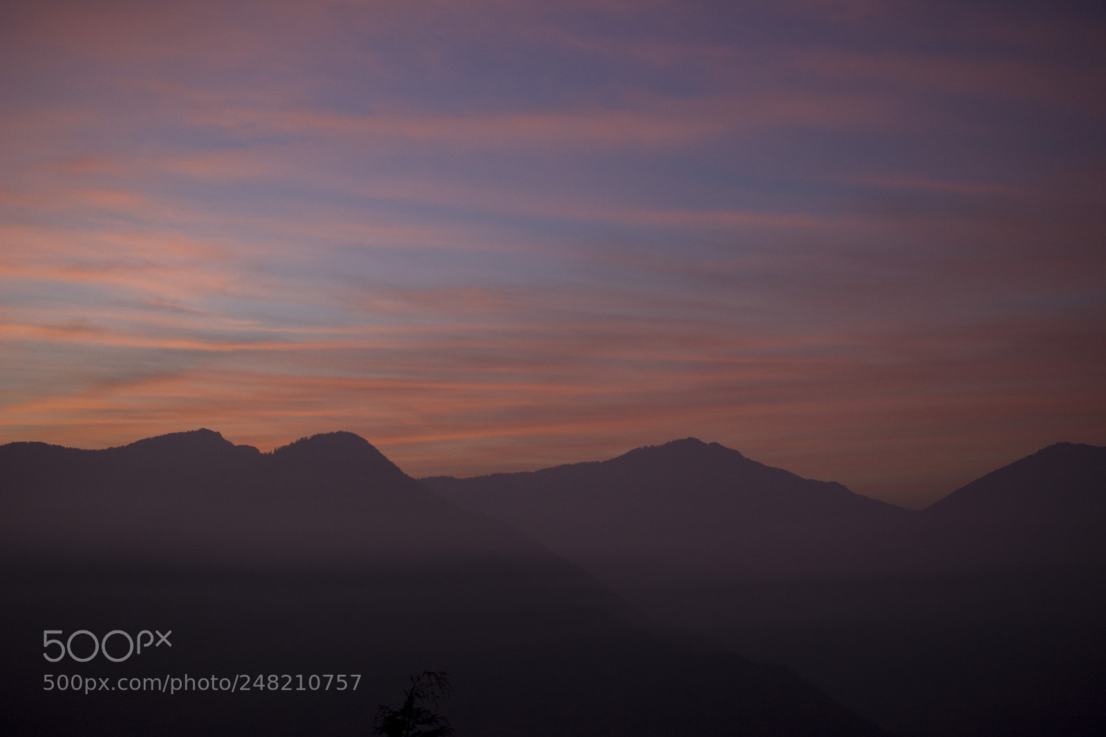 Canon EOS 600D (Rebel EOS T3i / EOS Kiss X5) sample photo. Early morning photography