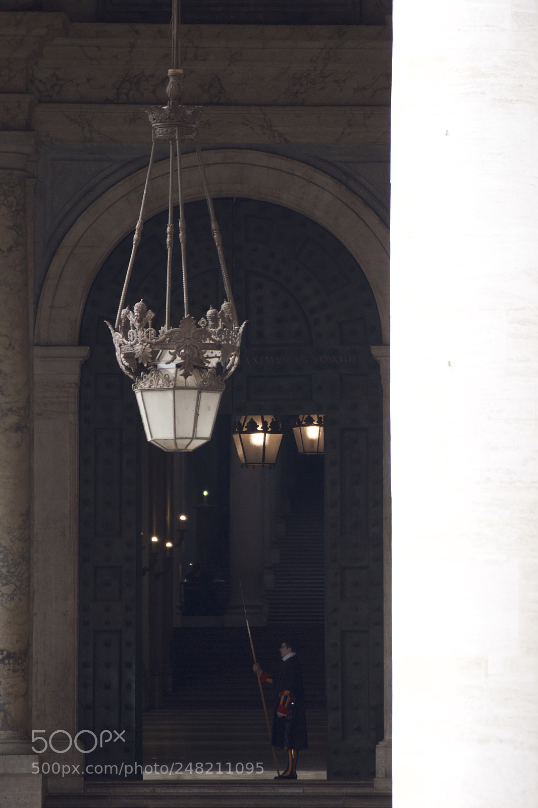 Sony SLT-A68 sample photo. Guardia vaticana photography
