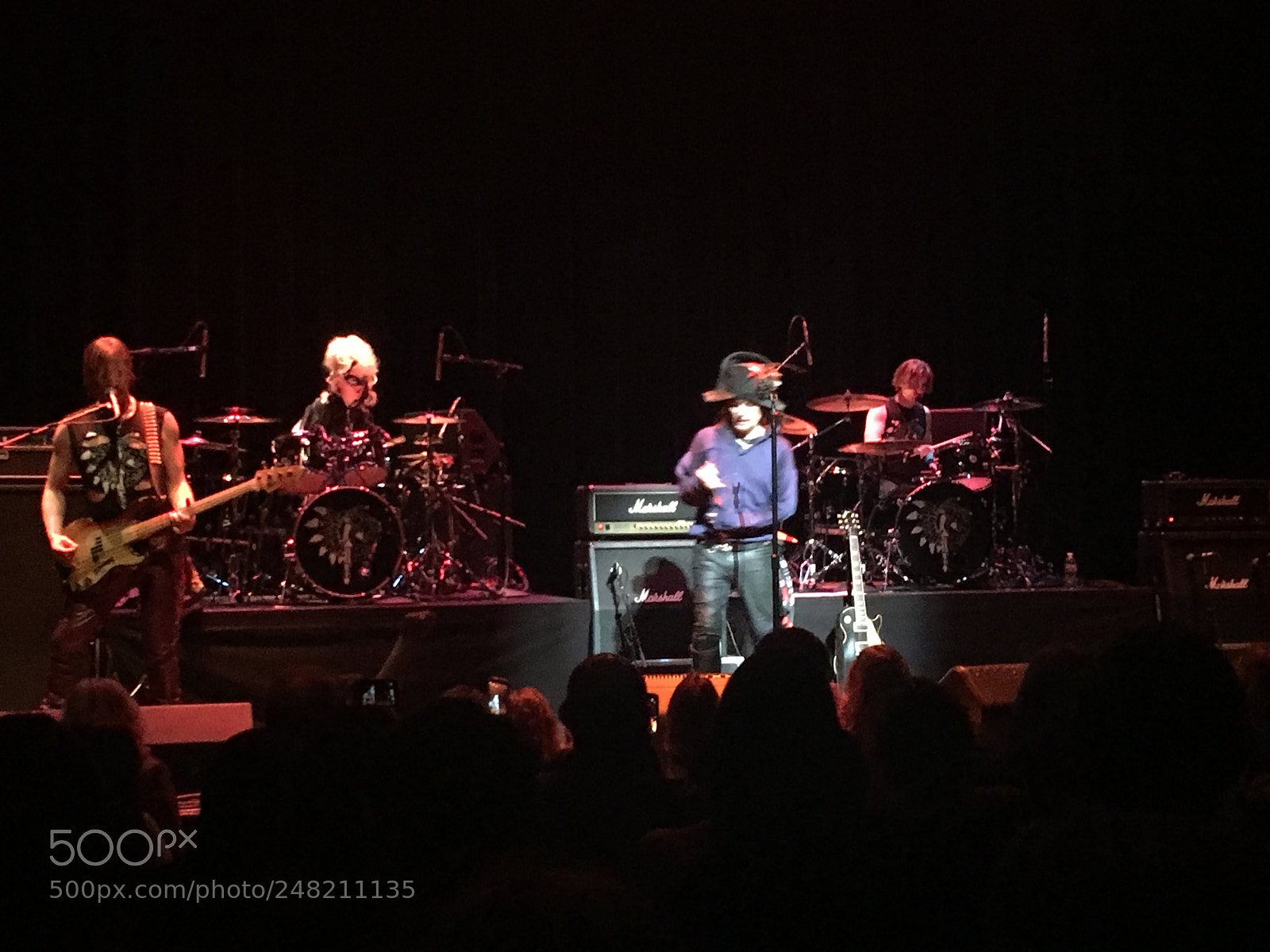 Apple iPhone 6s Plus sample photo. Adam ant concert photography