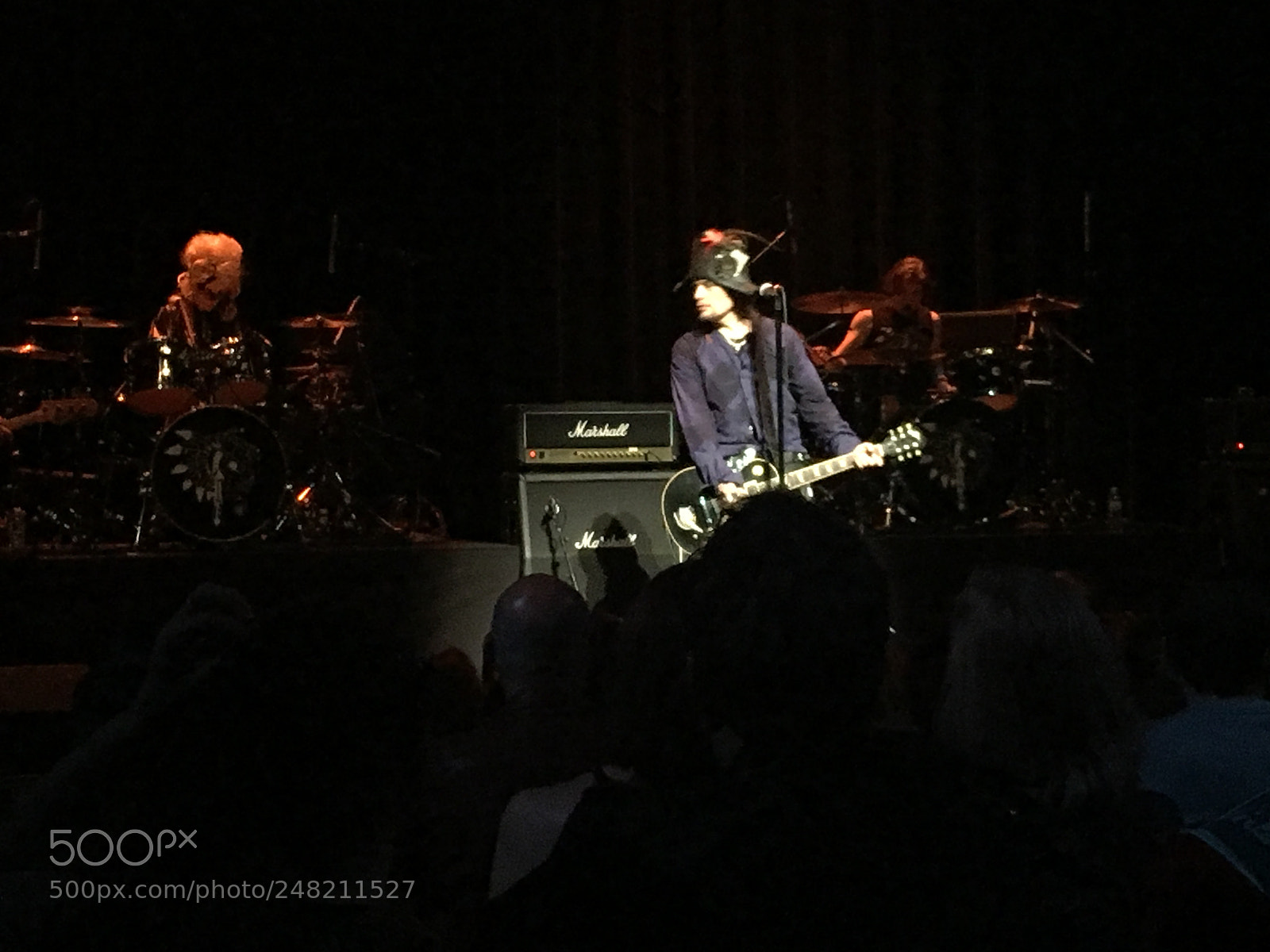 Apple iPhone 6s Plus sample photo. Adam ant concert photography
