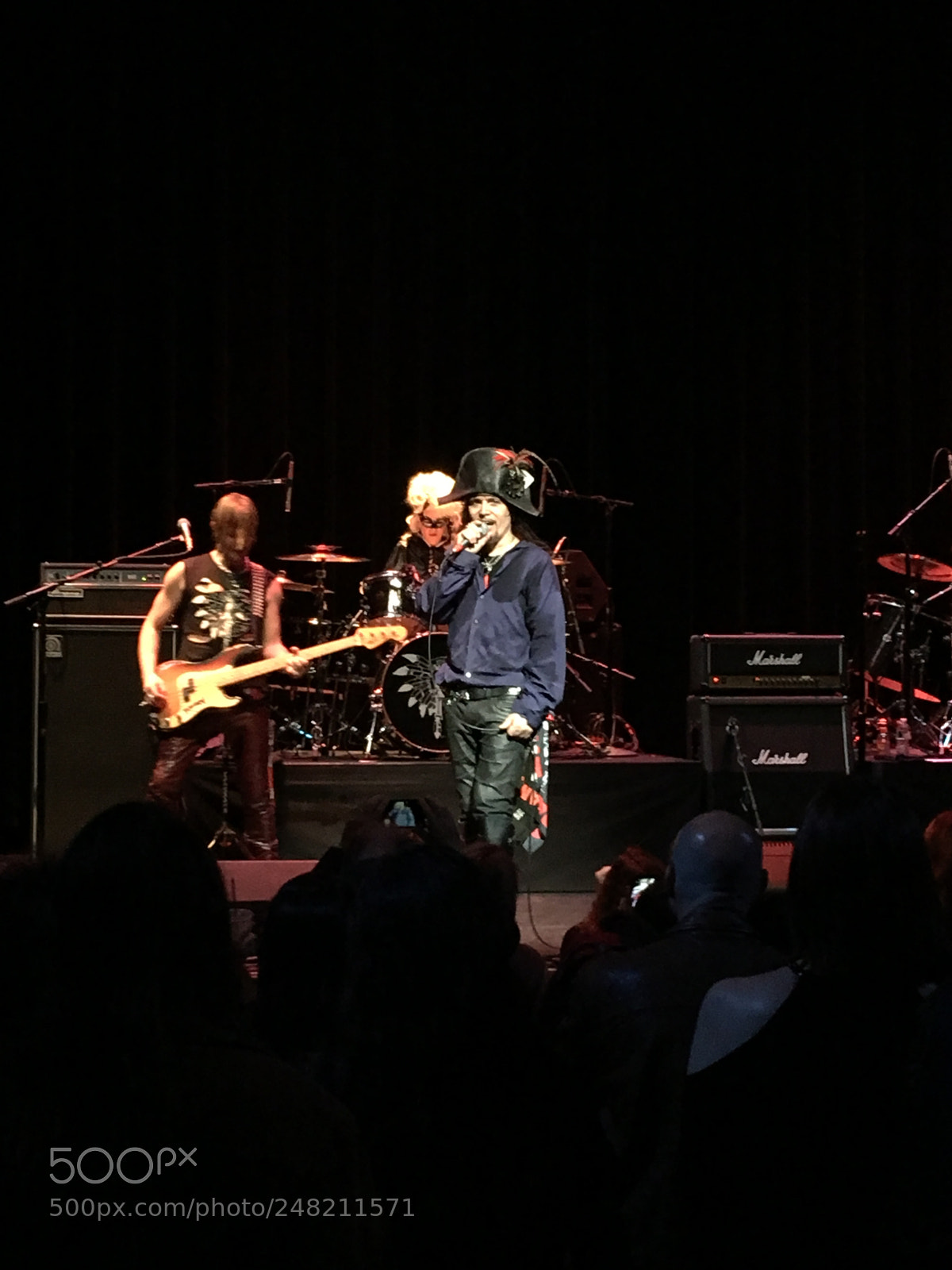 Apple iPhone 6s Plus sample photo. Adam ant concert photography
