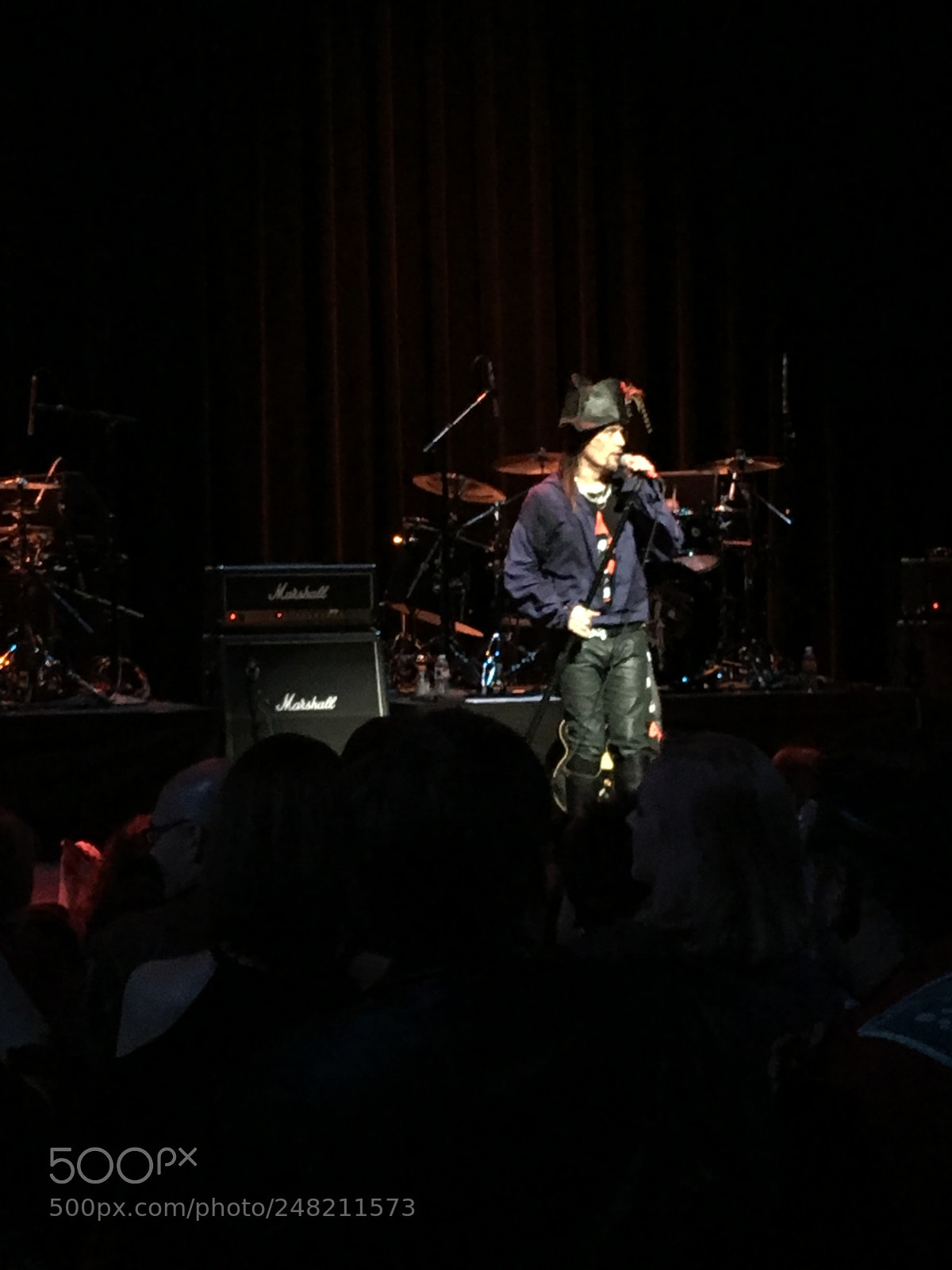 Apple iPhone 6s Plus sample photo. Adam ant concert photography