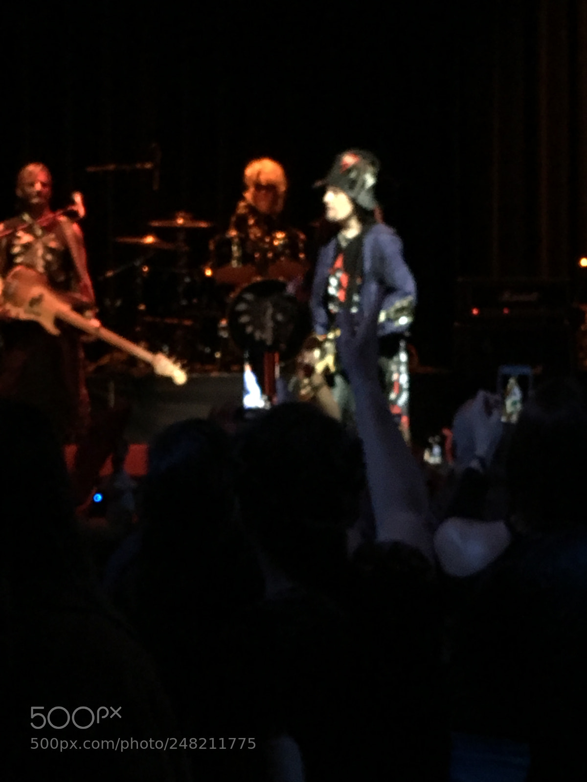 Apple iPhone 6s Plus sample photo. Adam ant concert photography