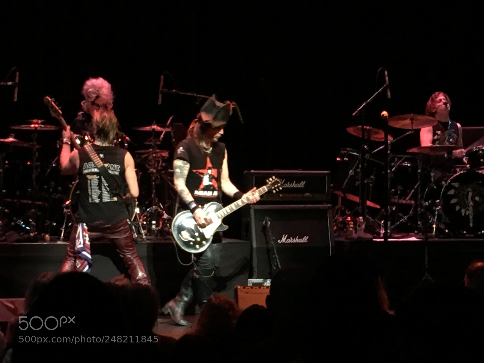 Apple iPhone 6s Plus sample photo. Adam ant concert photography