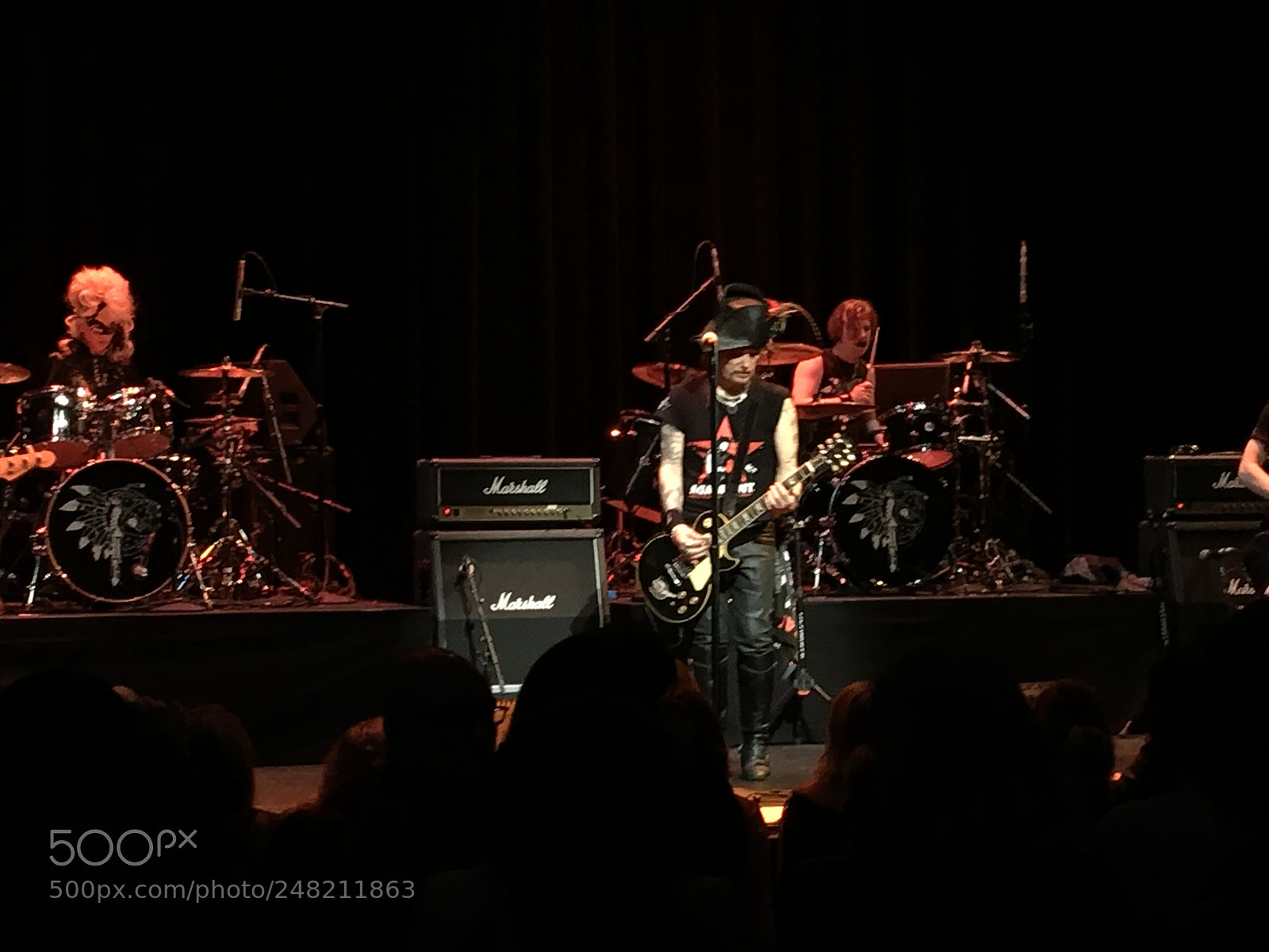 Apple iPhone 6s Plus sample photo. Adam ant concert photography
