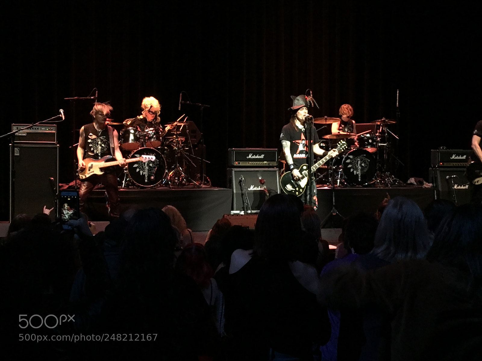 Apple iPhone 6s Plus sample photo. Adam ant concert photography