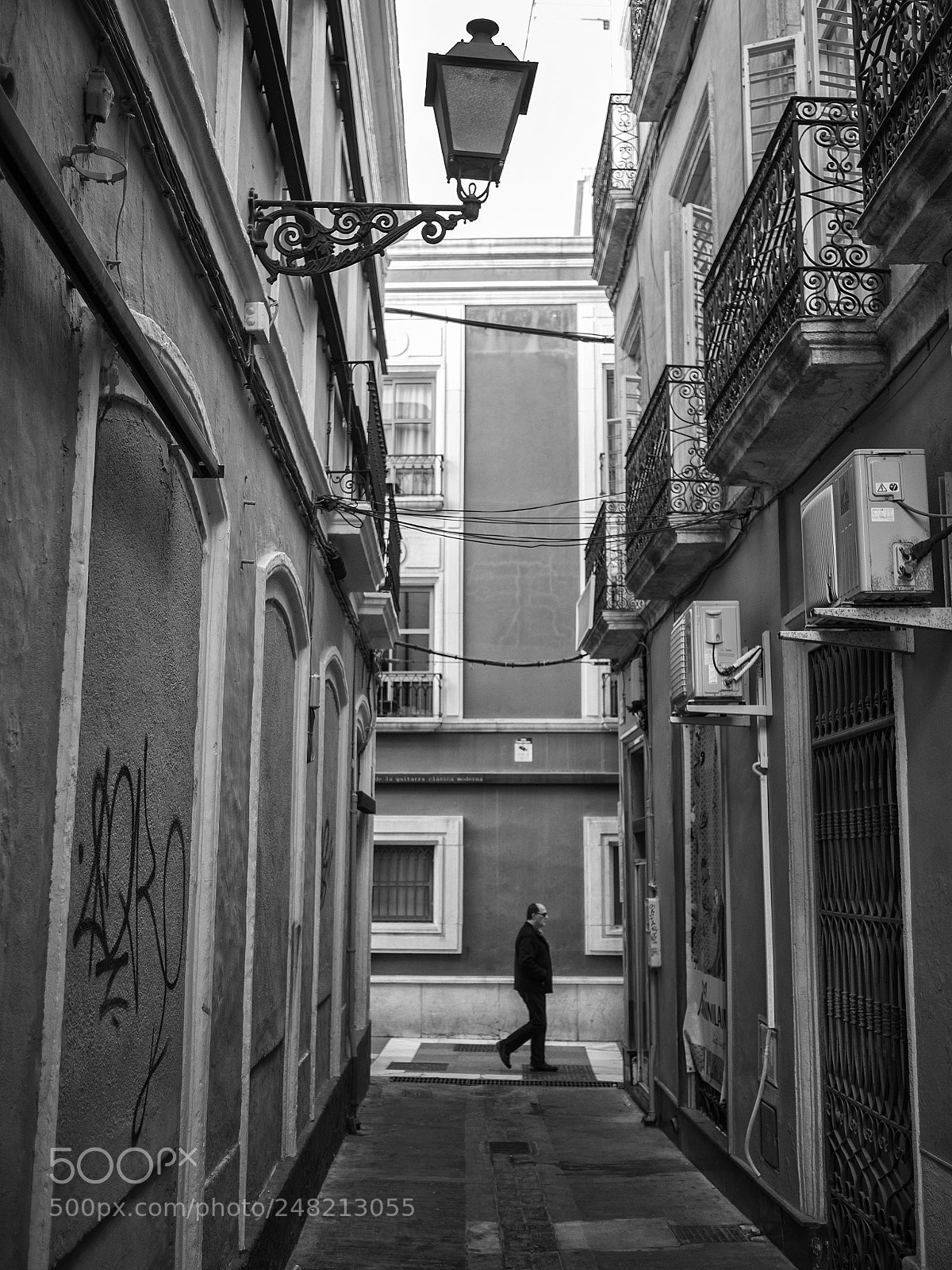 Olympus OM-D E-M1 sample photo. Almer a street lamps photography