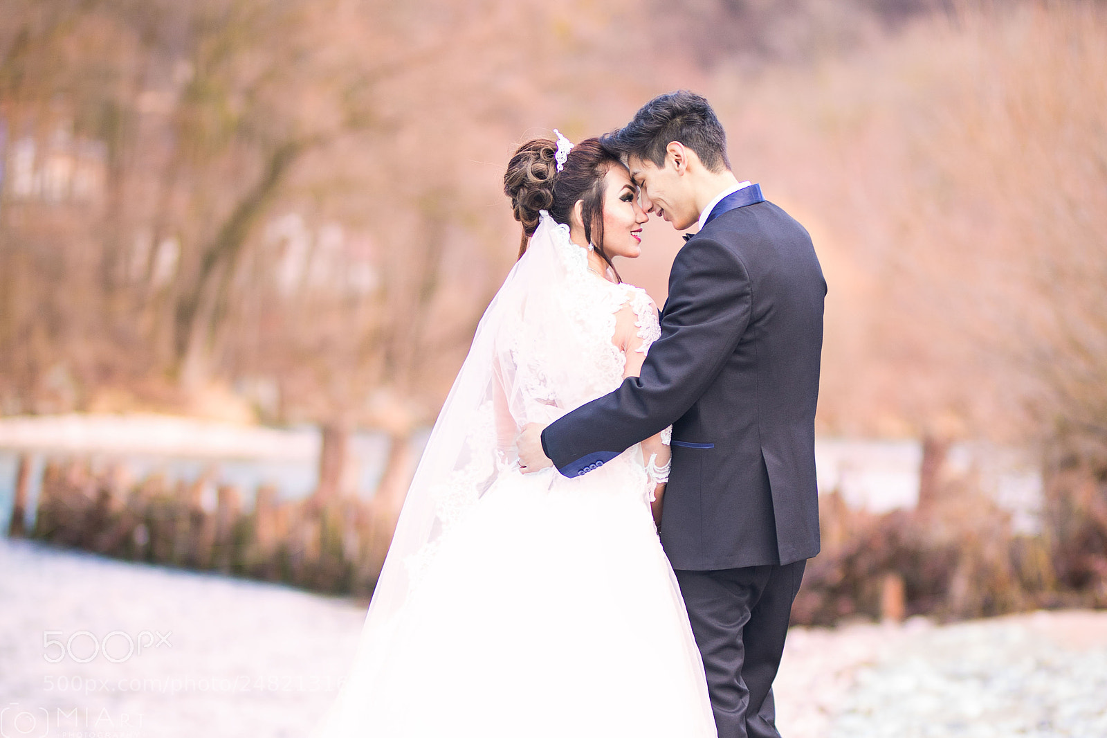 Canon EOS 6D Mark II sample photo. Wedding photography
