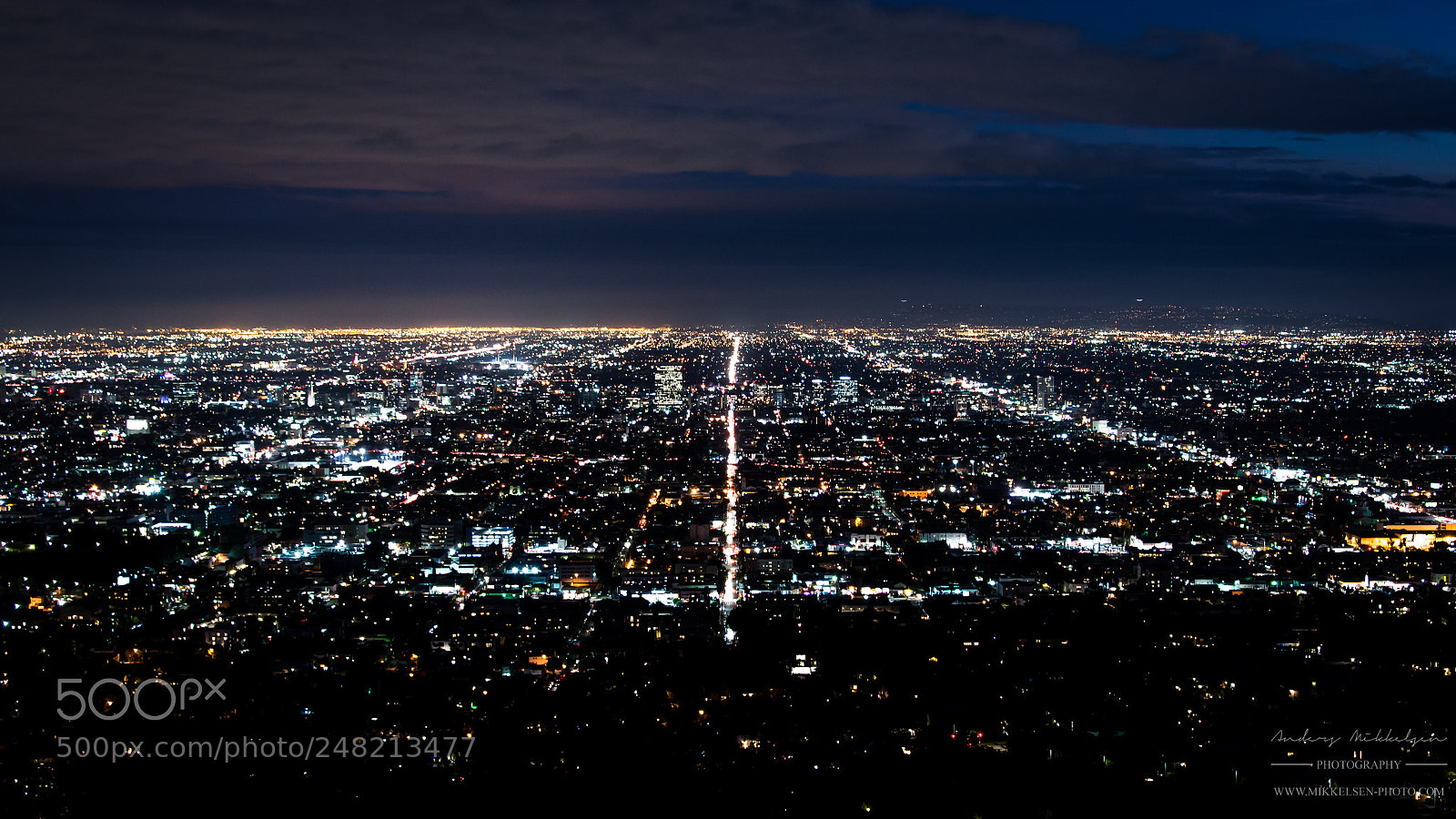 Nikon D610 sample photo. An ocean of lights photography