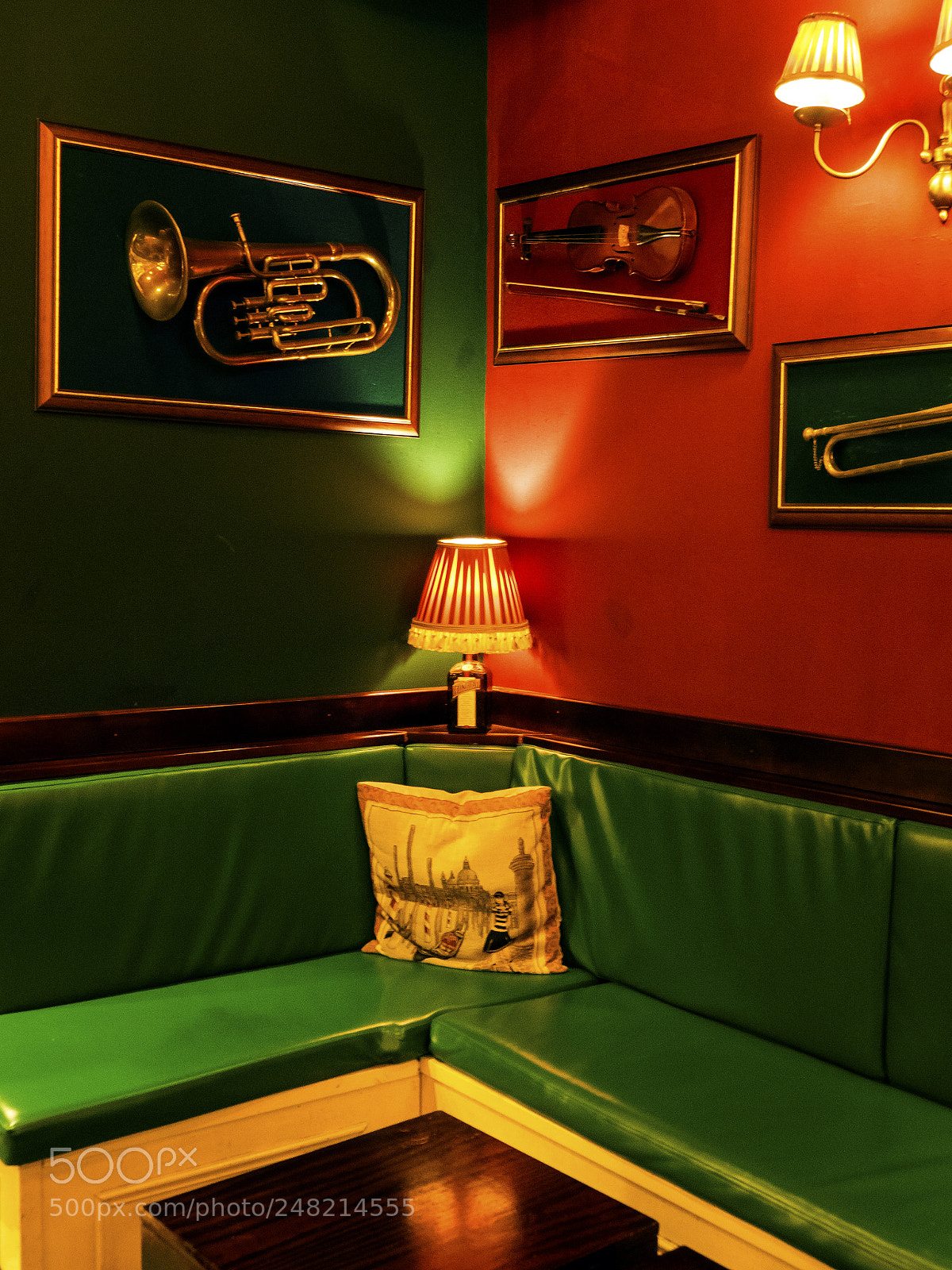 Olympus OM-D E-M1 sample photo. Beautiful corner photography