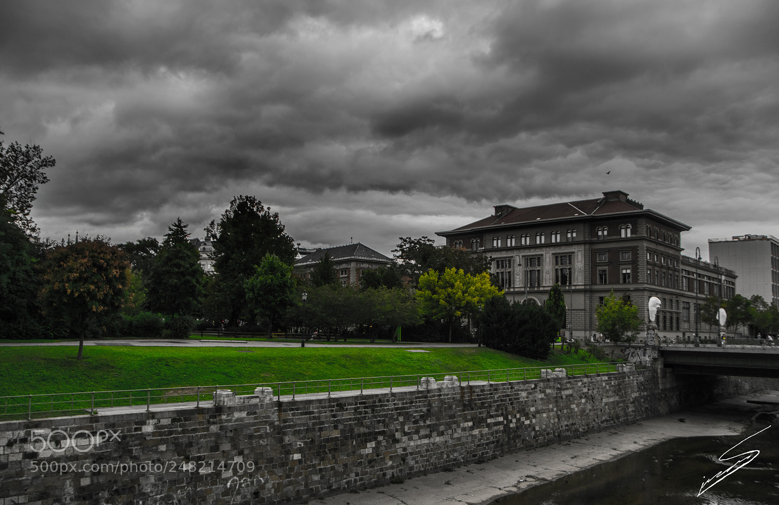Nikon D5300 sample photo. Skyfall photography