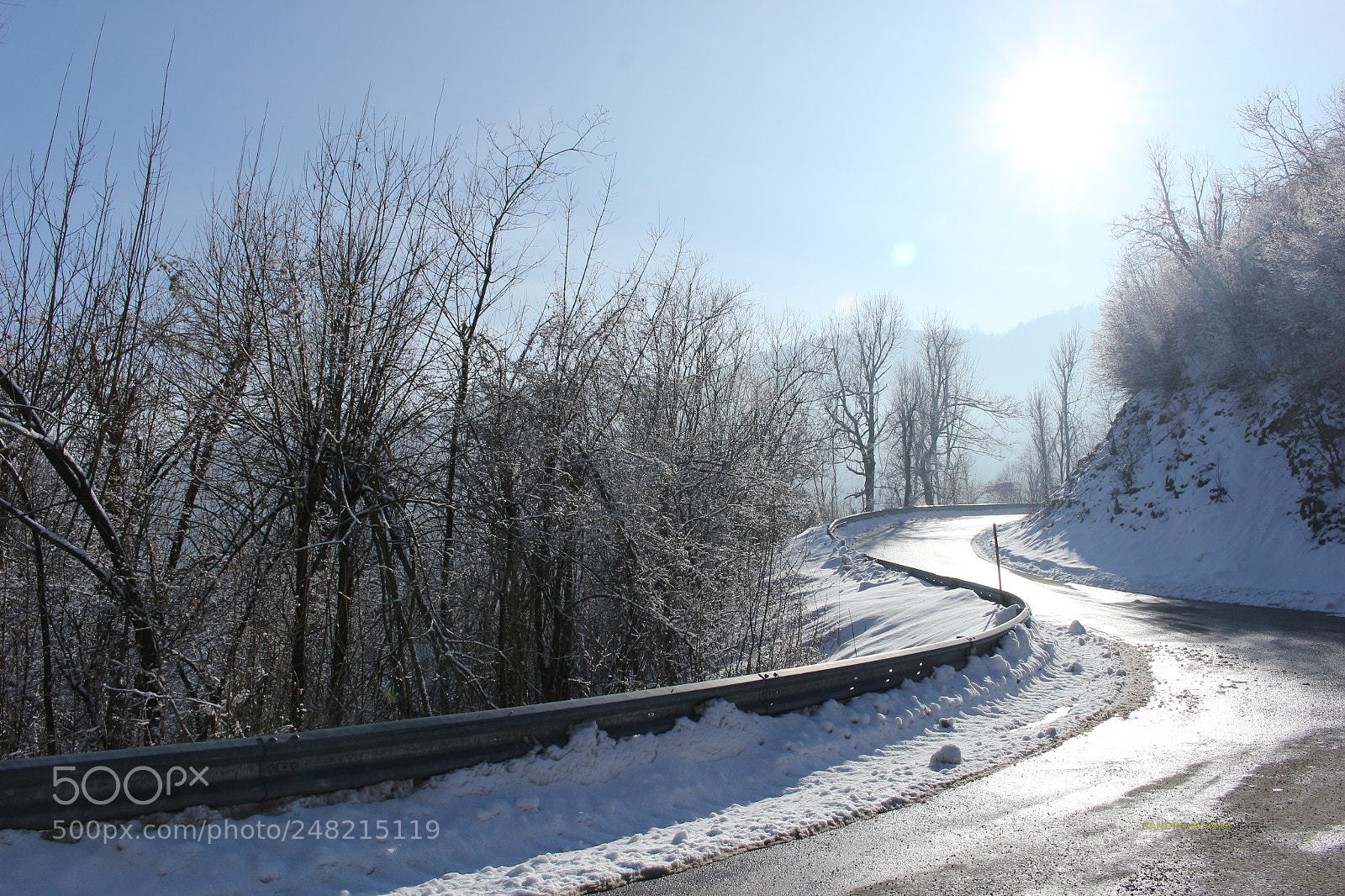 Canon EOS 100D (EOS Rebel SL1 / EOS Kiss X7) sample photo. Light & snow photography