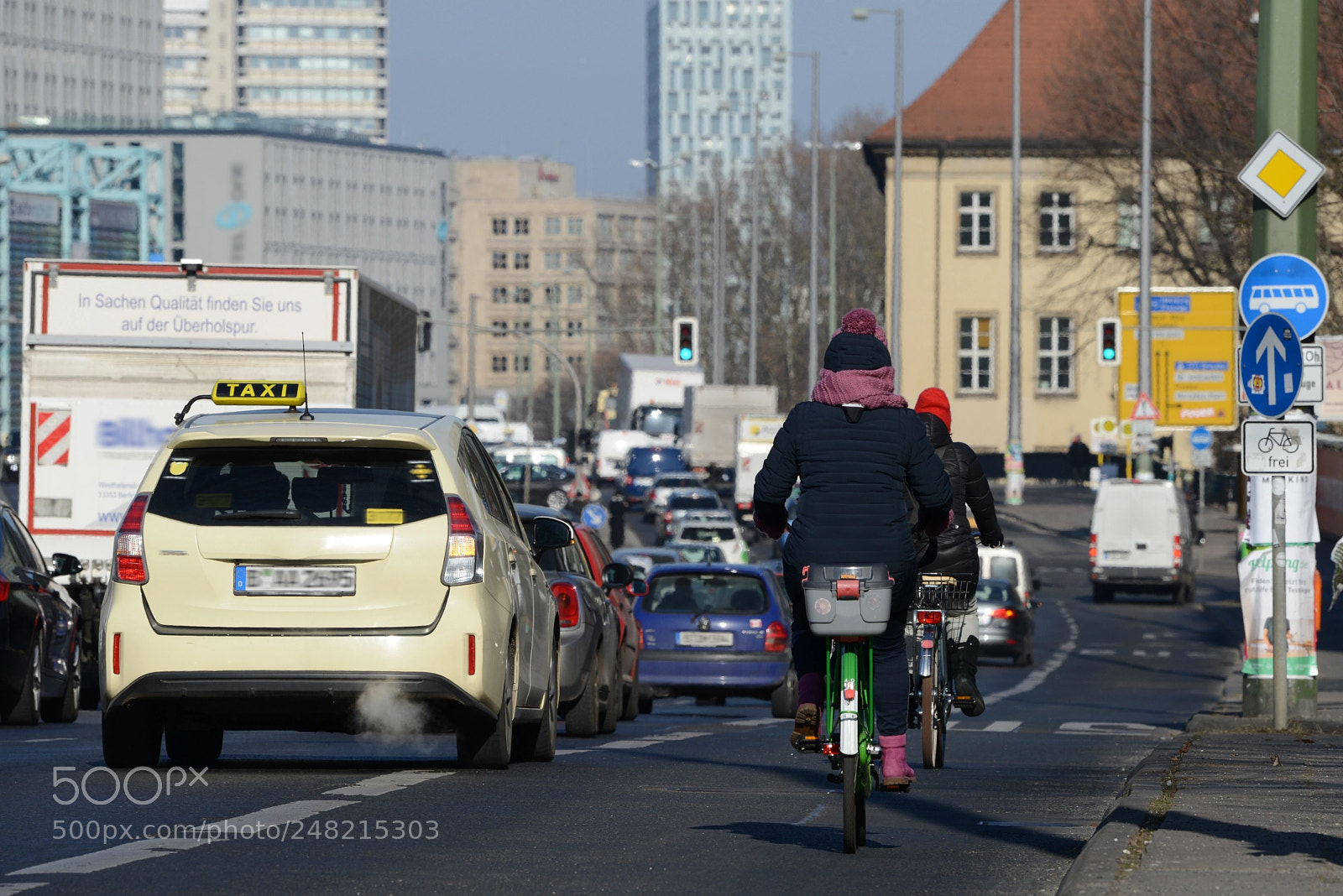Nikon D800 sample photo. Traffic in berlin, march 2018 photography