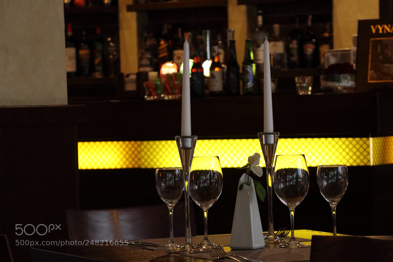 Canon EOS M5 sample photo. Bar is ready photography