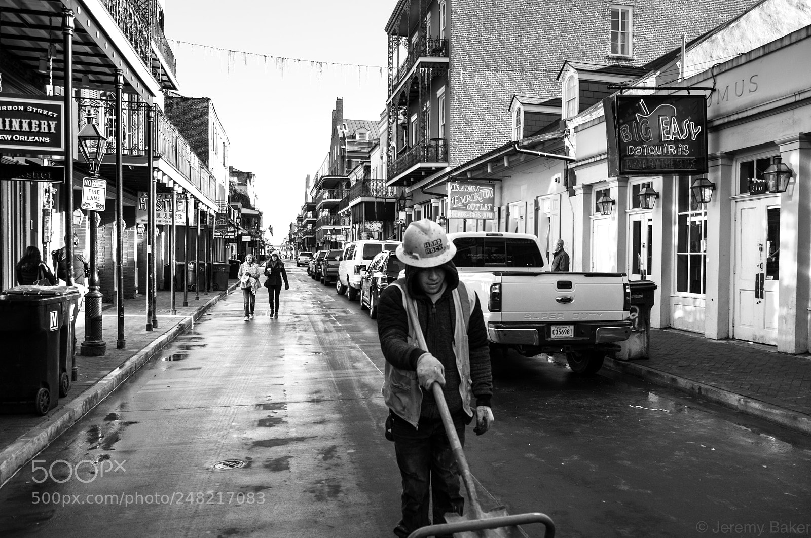 Fujifilm X-T2 sample photo. Off to work photography