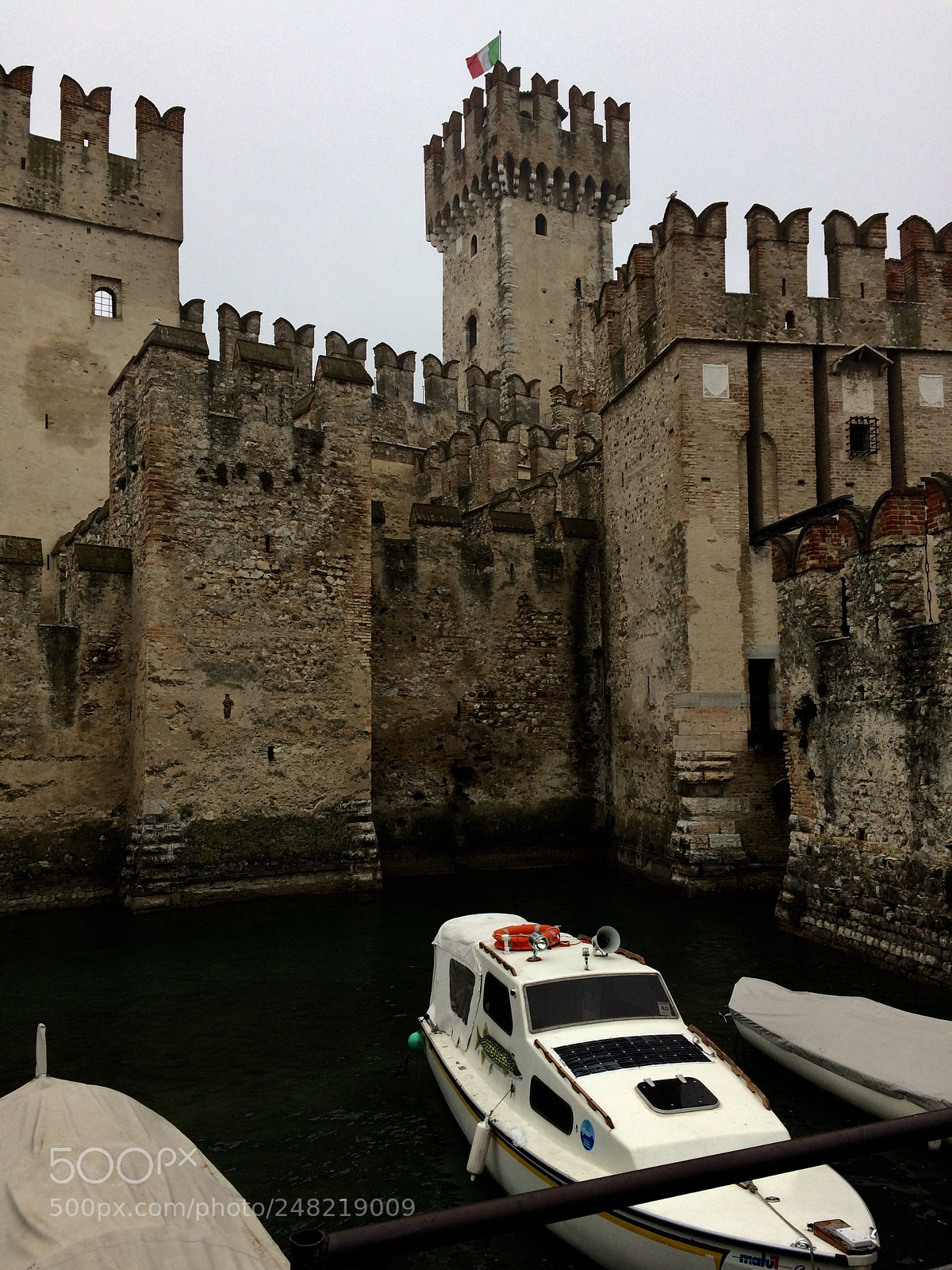 Apple iPhone 5s sample photo. Scaliger castle, sirmione, itay photography