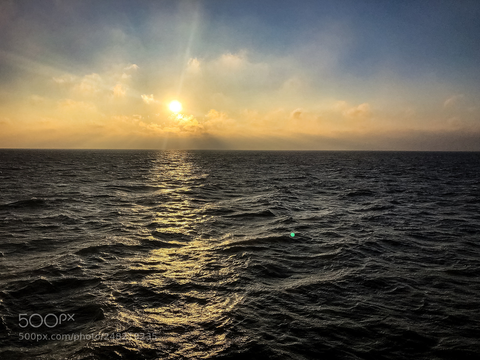 Apple iPhone 8 sample photo. #sea #sun photography