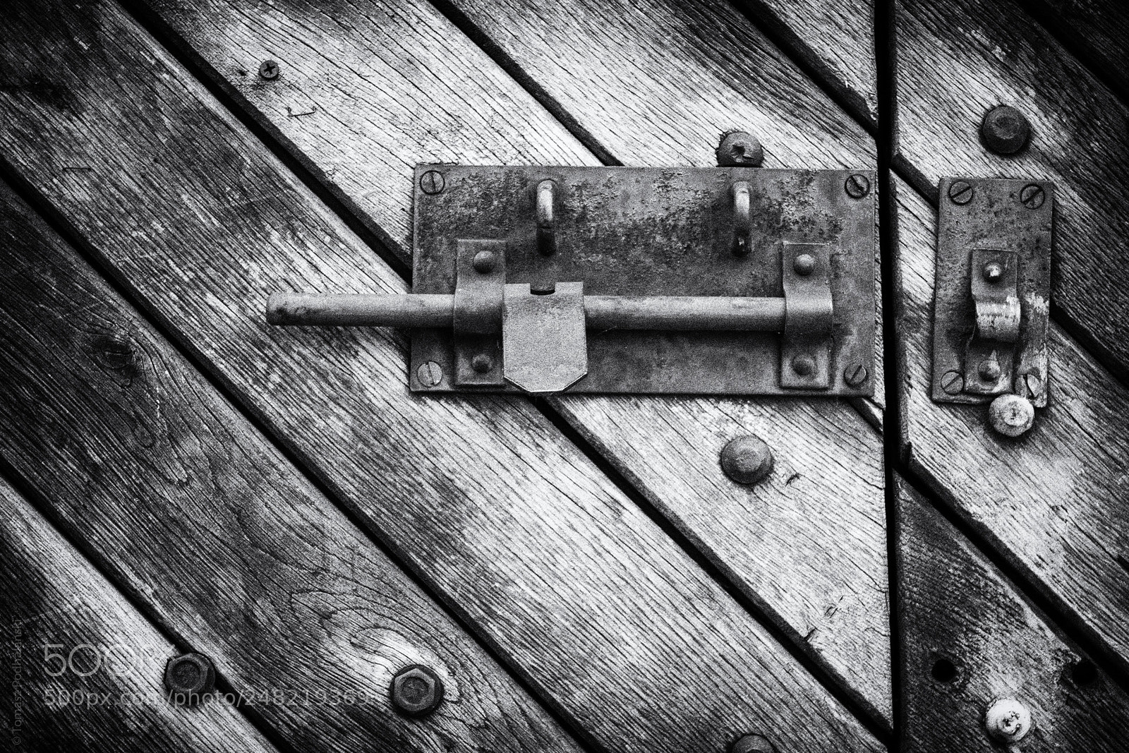 Nikon D7100 sample photo. Old lock photography