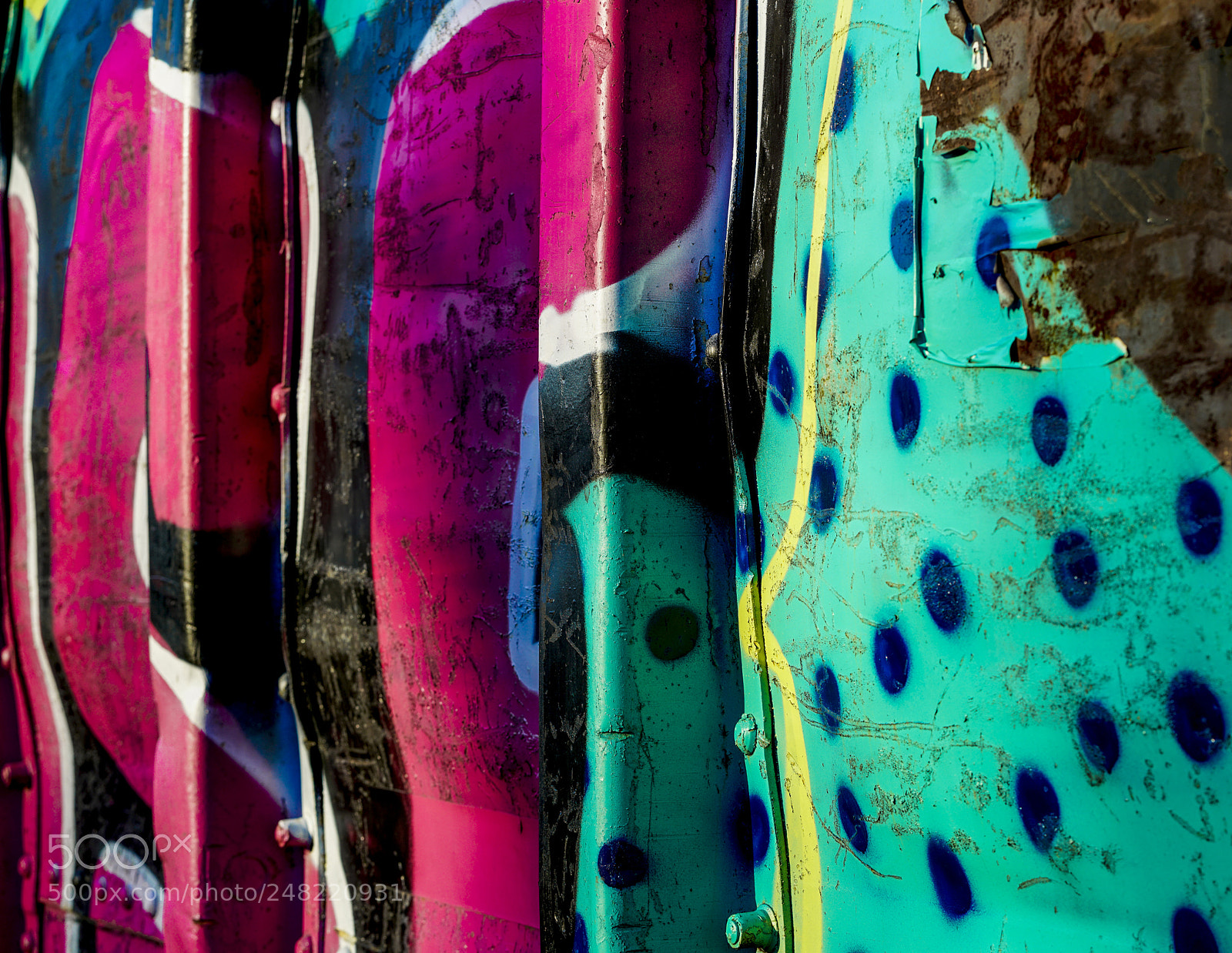 Sony a7R II sample photo. Graffiti background photography