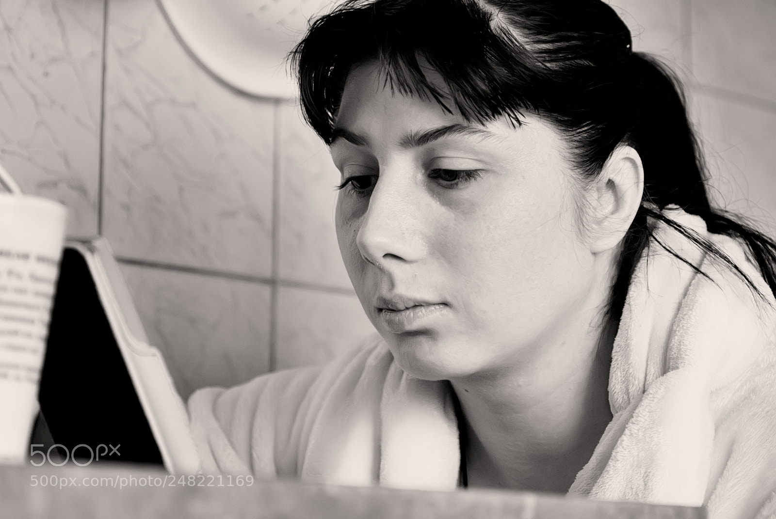 Sony Alpha DSLR-A230 sample photo. Beautiful portrait photography