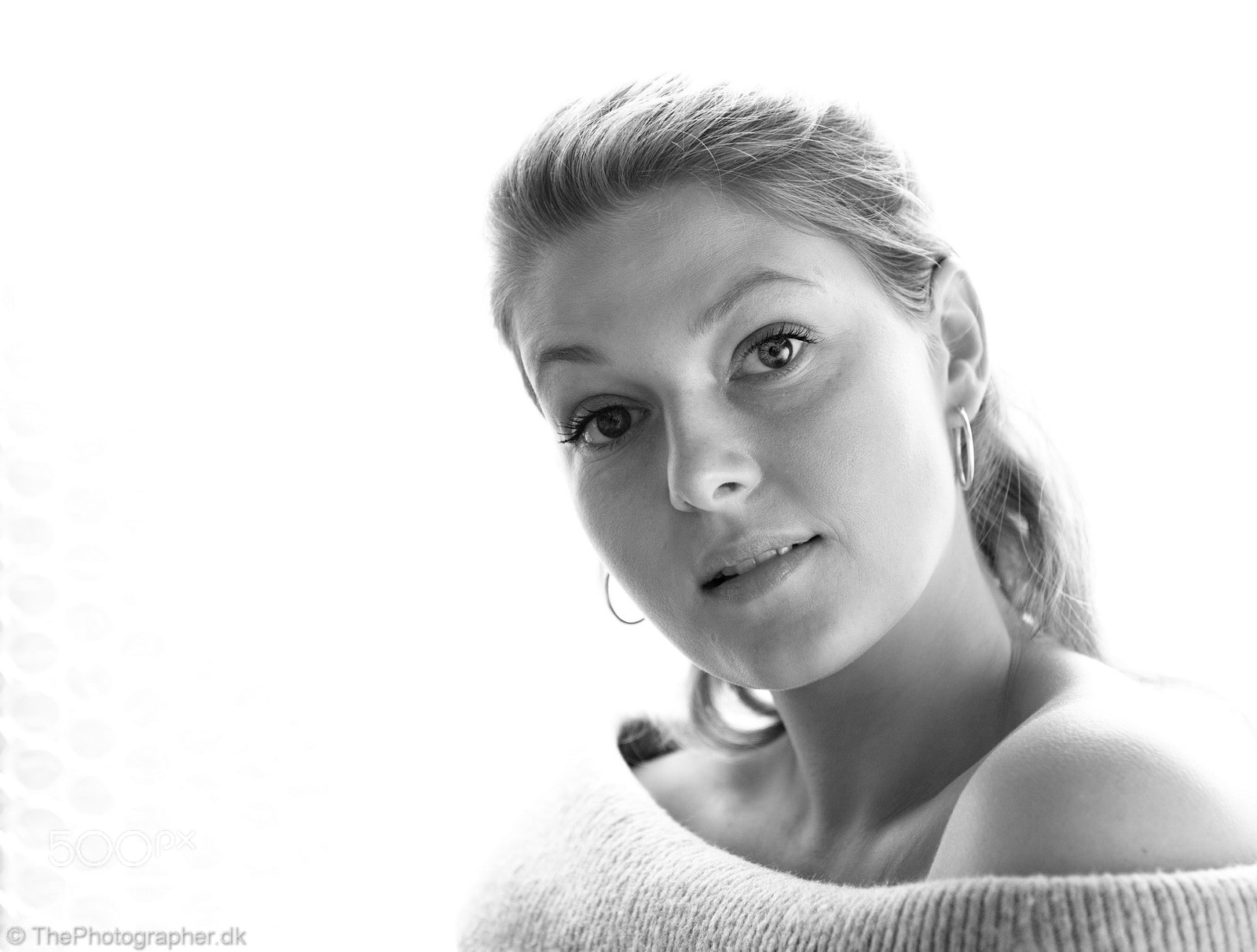 Nikon D850 sample photo. A question in white photography