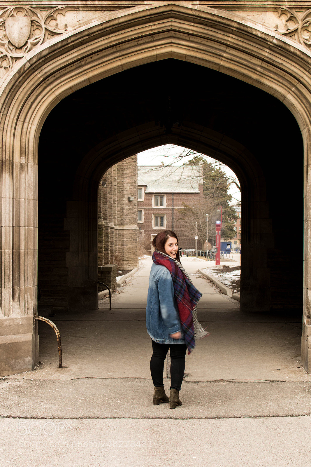 Nikon D5200 sample photo. Mcmaster scholar photography