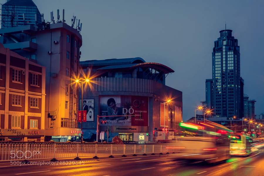Canon EOS 6D Mark II sample photo. Morning traffic photography