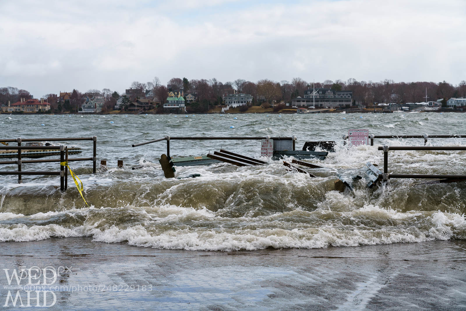 Sony a7R III sample photo. Broken wharfs at the photography