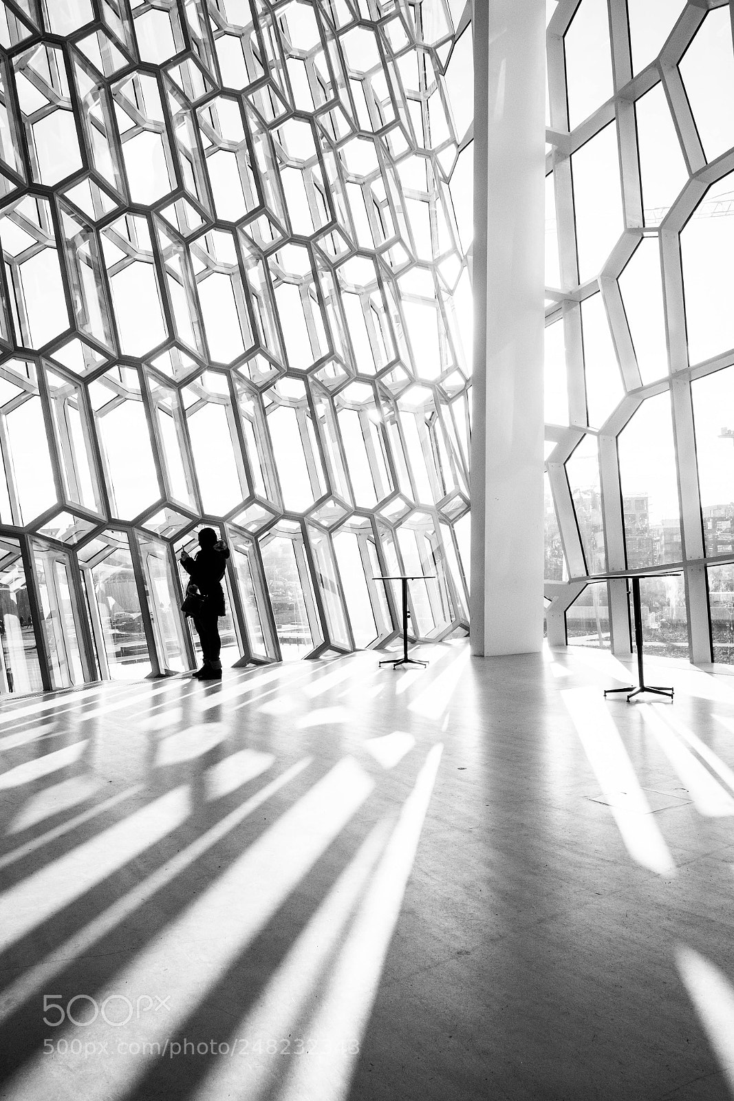 Fujifilm X-T10 sample photo. Light, shadow, and silhouette photography