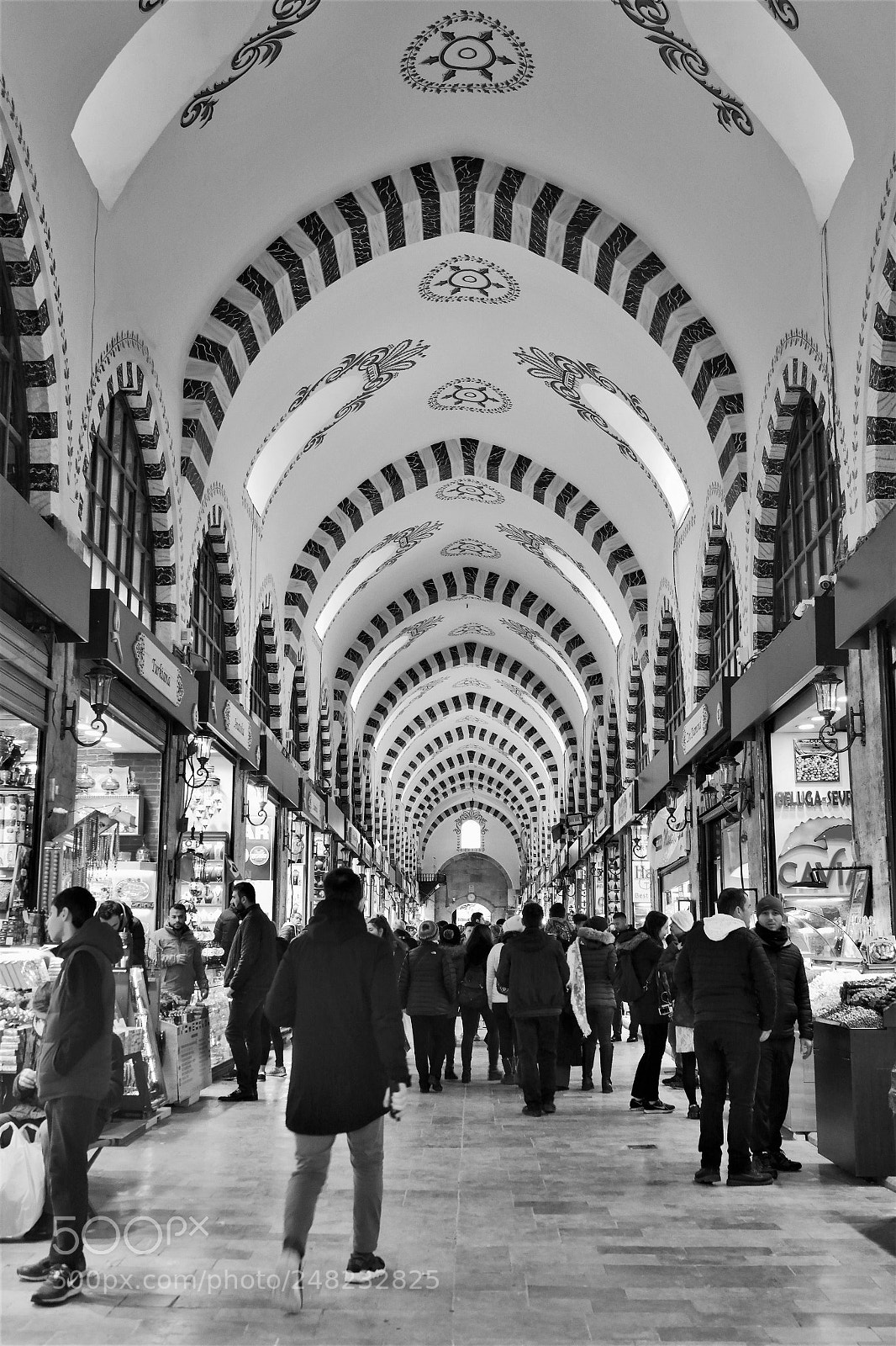 Samsung NX2000 sample photo. Spice bazaar photography