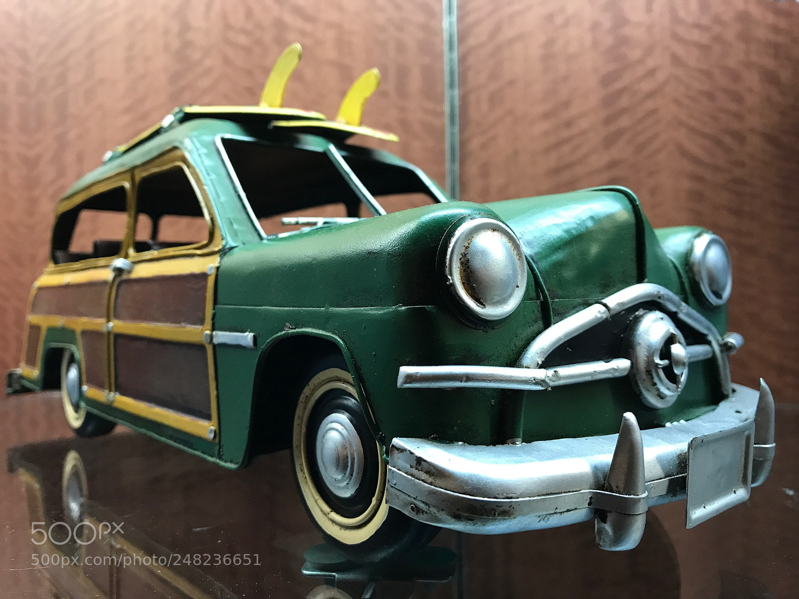 Apple iPhone 7 sample photo. Model car photography