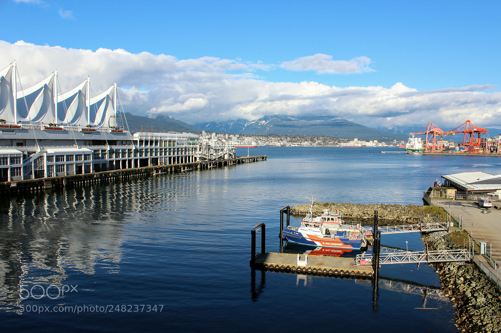 Canon EOS 600D (Rebel EOS T3i / EOS Kiss X5) sample photo. Vancouver cityscape photography