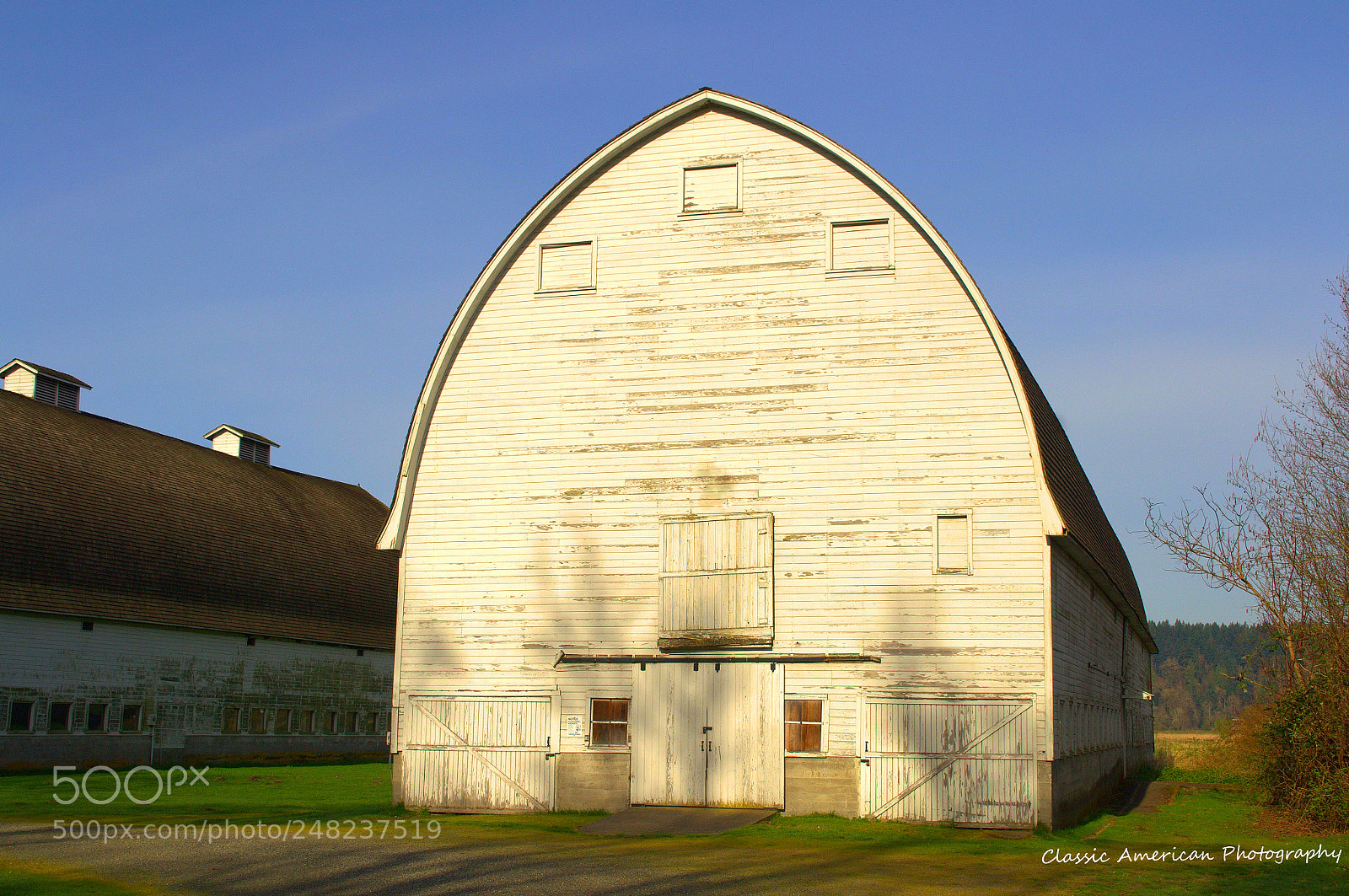 Nikon D3100 sample photo. Barn photography