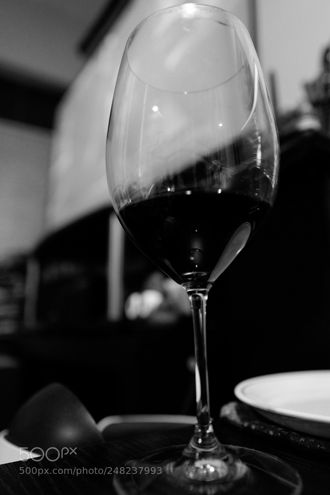 Leica Q (Typ 116) sample photo. Glass of wine photography