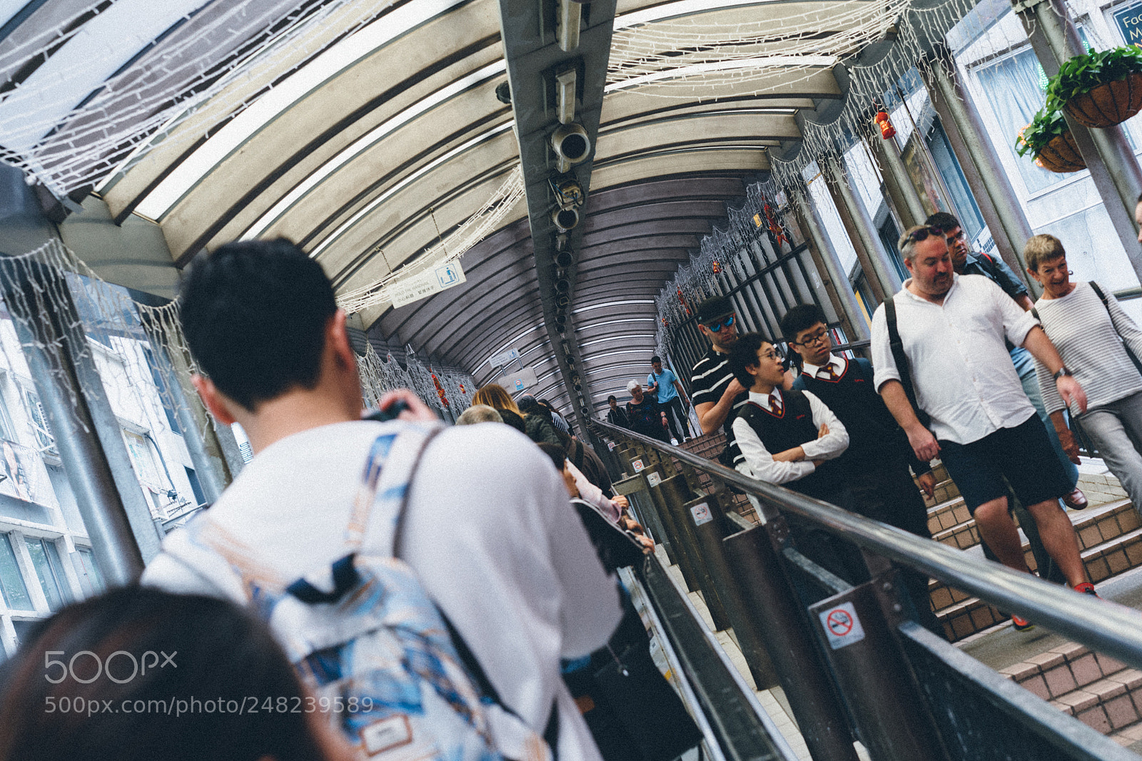 Sony a7R II sample photo. Central--mid-levels escalator photography
