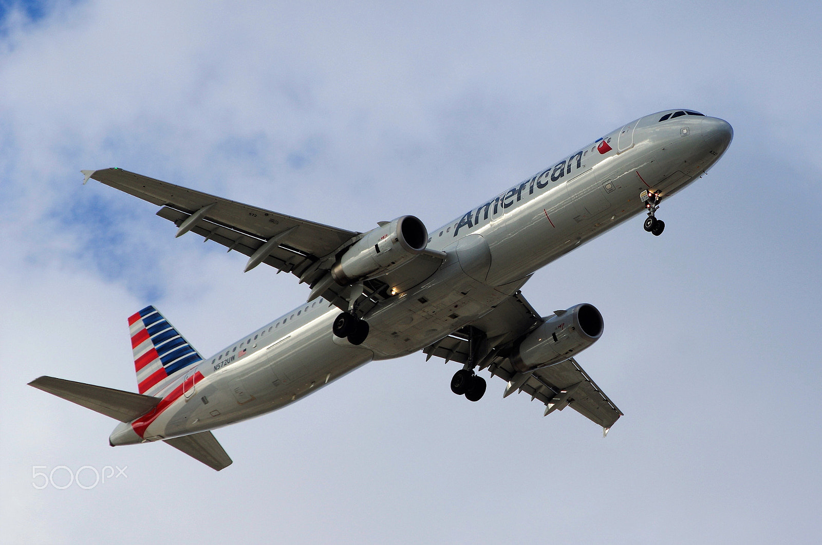 Pentax K-3 + smc PENTAX-FA J 75-300mm F4.5-5.8 AL sample photo. Miami airport photography