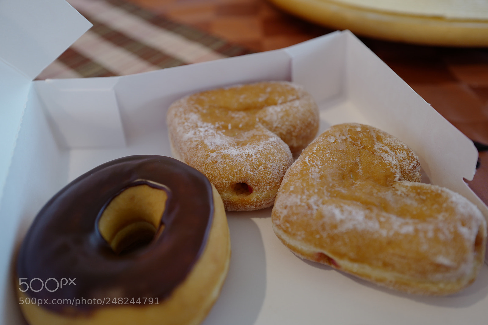 Leica Q (Typ 116) sample photo. Heart-shaped donuts photography