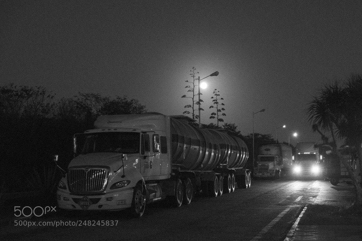 Fujifilm X-E1 sample photo. Yucarro international prostar photography